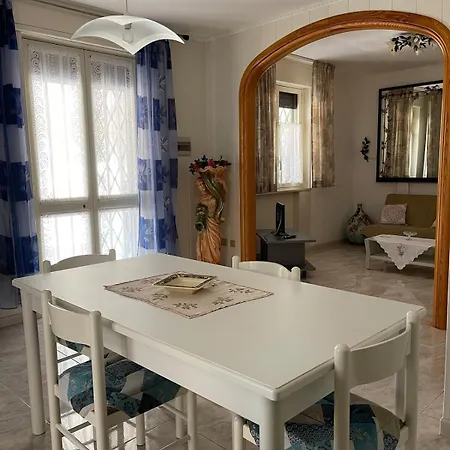 Spaziosa Con Esterni - Apartment *