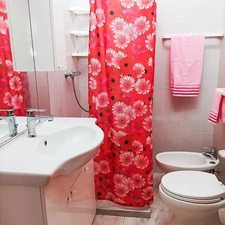 Spaziosa Con Esterni - Apartment